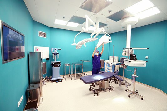 operating theatre @ Hasan Surgery - top plastic surgery clinic in UAE